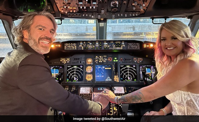 Watch: US Couple Literally Take Their Love To New Heights By Getting Married On A Commercial Flight