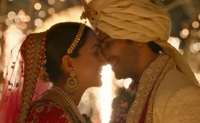 <i>Jugjugg Jeeyo</i> Trailer: Varun Dhawan And Kiara Advani's Family Drama Is Full Of Surprises