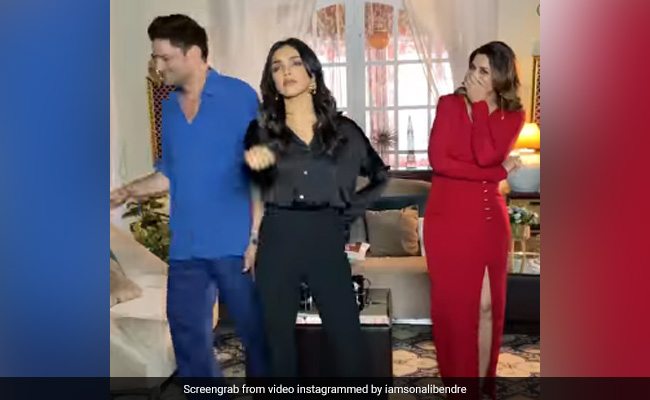 What Happened When <i>Paatal Lok</i> Star Jaideep Ahlawat Tried This Trend. Sonali Bendre's Reaction Is Gold