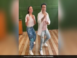 Watch: "OG" Govinda's Dance Moves Matched By Esha Deol Watch: "OG" Govinda's Dance Moves Matched By Esha Deol