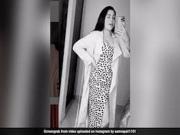 शीशे के सामने खड़े होकर आम्रपाली दुबे ने भोजपुरी गाने पर किया डांस, फैंस बोले- सुपर से भी ऊपर शीशे के सामने खड़े होकर आम्रपाली दुबे ने भोजपुरी गाने पर किया डांस, फैंस बोले- सुपर से भी ऊपर
