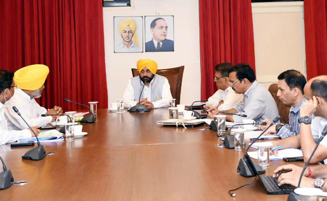 ऑपरेशन ब्लू स्टार की बरसी को लेकर पंजाब में हाई अलर्ट, CM भगवंत मान ने की बैठक