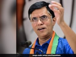 Congress&#039; Pawan Khera Gets Election Commission Notice Over 2 Voter IDs