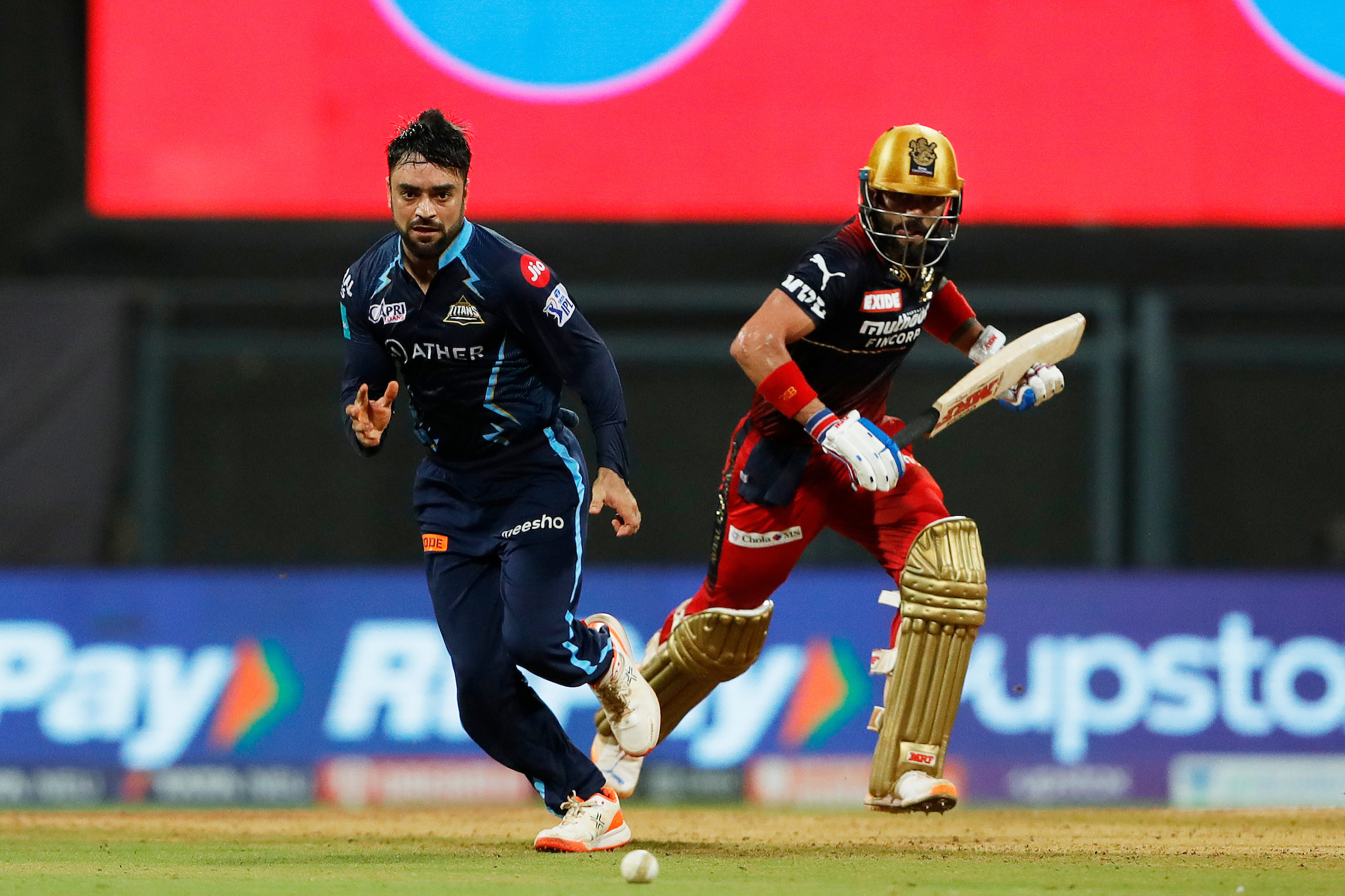 Qualifier2: आईपीएल से बाहर होने के बाद आरसीबी के फैंस कुछ ऐसे भड़के विराट कोहली पर