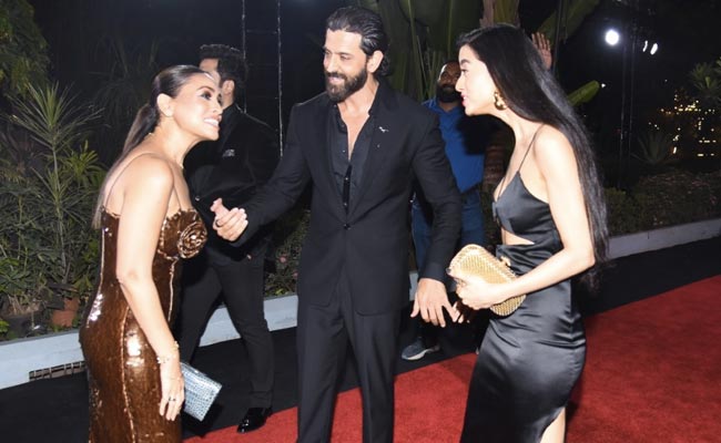 At Karan Johar's Birthday Party, Hrithik Roshan Introduced Saba Azad As His Girlfriend To Guests : Report