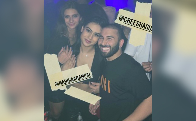 Nysa Devgan And Arjun Rampal's Daughter Mahikaa Look Stunning In These Party Pictures