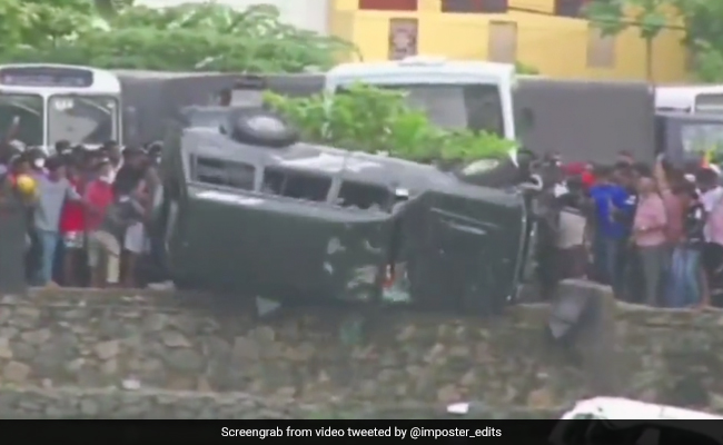 Watch: Sri Lankans Push Car Of Former Minister Into Lake