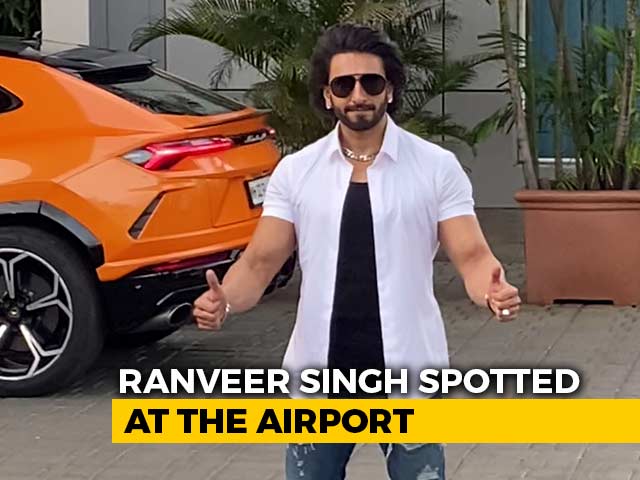 Ranveer Singh's Airport OOTD