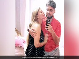 राखी सावंत की रोमांटिक वीडियो वायरल, फैन्स बोले- दूसरी शादी से पहले तलाक तो लेलो राखी सावंत की रोमांटिक वीडियो वायरल, फैन्स बोले- दूसरी शादी से पहले तलाक तो लेलो