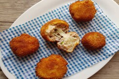 Chicken Cheese Balls Recipe | How To Make Chicken Cheese Balls Chicken Cheese Balls Recipe | How To Make Chicken Cheese Balls