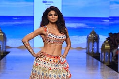 Shilpa Shetty Looks Chic In A Stunning Lehenga Shilpa Shetty Looks Chic In A Stunning Lehenga