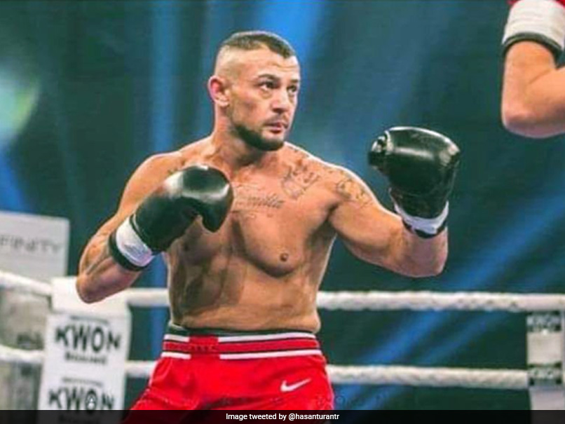 Undefeated German Boxer Musa Yamak Dies Of Heart Attack During Fight