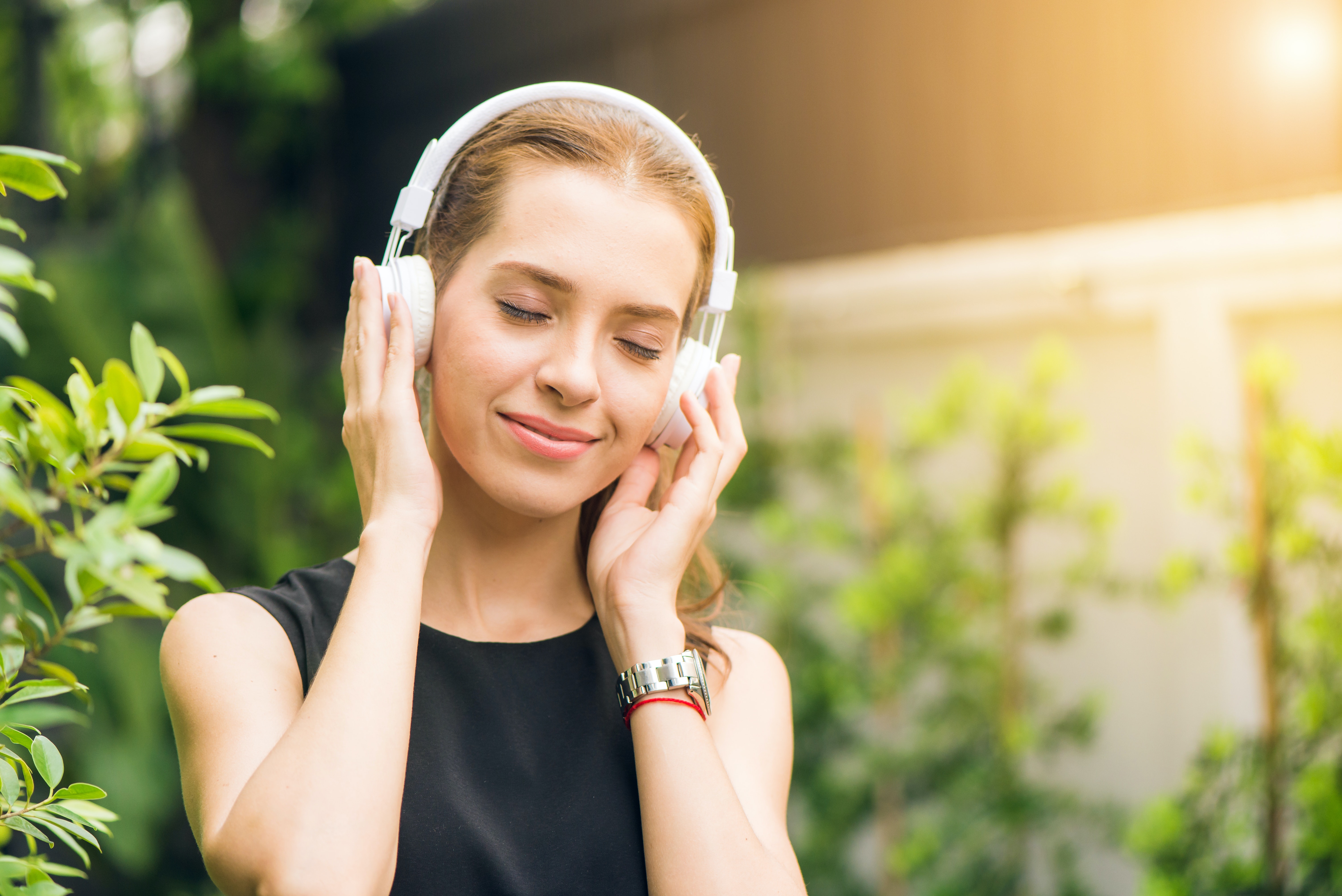 Listening to music boosts dopamine
