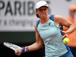 Iga Swiatek Eyes Third Straight French Open Quarter-Final