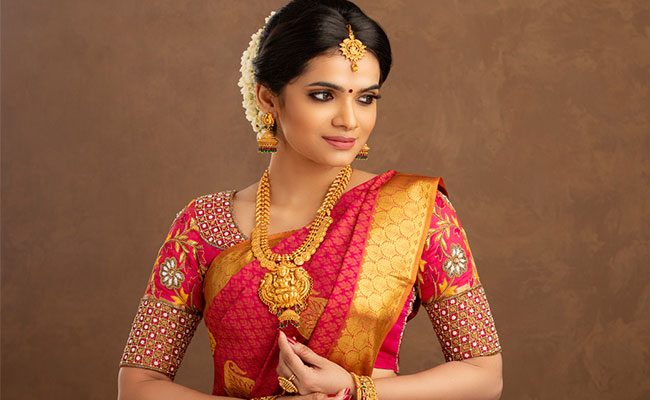 Amazon Summer Sale 2022: These Handloom Sarees At Amazing ...