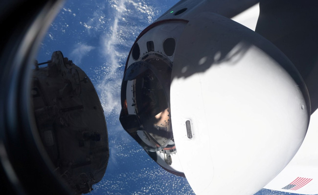 Astronaut Team Of 4 Aboard Space Station Heads Back To Earth