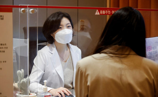 "Kids Later Than Sooner": Why South Korean Women Are Opting To Freeze Eggs