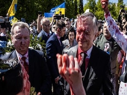 Caught On Camera: Russian Ambassador Attacked With Red Paint At Victory Day Event In Poland Caught On Camera: Russian Ambassador Attacked With Red Paint At Victory Day Event In Poland