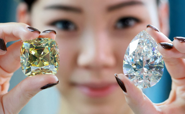 World's Largest White Diamond, 'The Rock', Expected To Sell For $30 Million