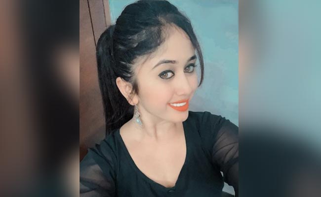 कॉस्मेटिक सर्जरी 'बिगड़ने' से उदीयमान टीवी एक्‍ट्रेस चेतना राज की मौत