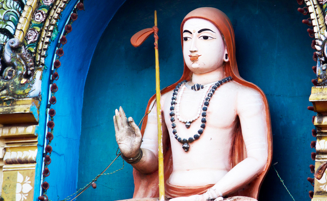 Shankaracharya Jayanti 2022: शंकराचार्य जयंती आज, जानिए उनके जीवन से जुड़ी खास बातें