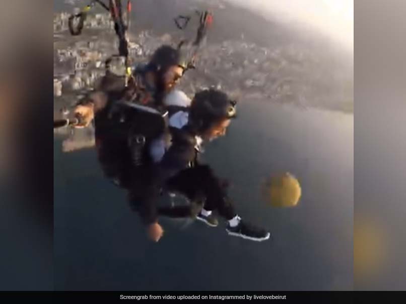 Freestyler Juggles While Paragliding, Video Goes Viral