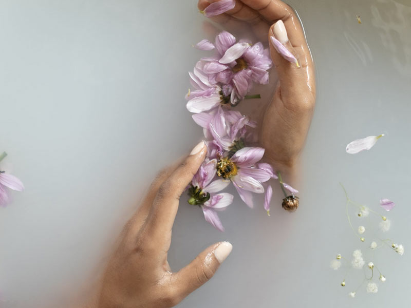 5 Eco-Friendly Beauty Habits You Need To Adopt RN
