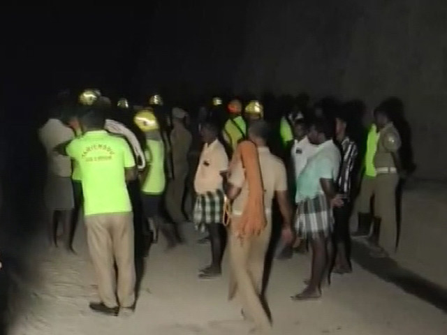 4 Trapped 300-Ft Deep In Tamil Nadu Quarry, Chopper Helps With Rescue