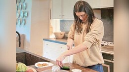 Strange Video Of Kendall Jenner Cutting Cucumber Has Internet In Shock