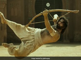 अक्षय कुमार की 'पृथ्वीराज' का ट्रेलर रिलीज, मानुषी छिल्लर बनीं संयोगिता, संजय दत्त और सोनू सूद भी साथ में अक्षय कुमार की 'पृथ्वीराज' का ट्रेलर रिलीज, मानुषी छिल्लर बनीं संयोगिता, संजय दत्त और सोनू सूद भी साथ में