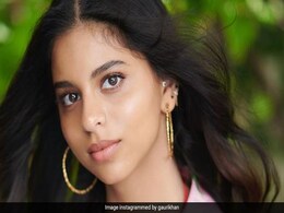 Suhana Khan Adds A Pop Of Colour To Our Dull Day In A Printed Satin Top Suhana Khan Adds A Pop Of Colour To Our Dull Day In A Printed Satin Top