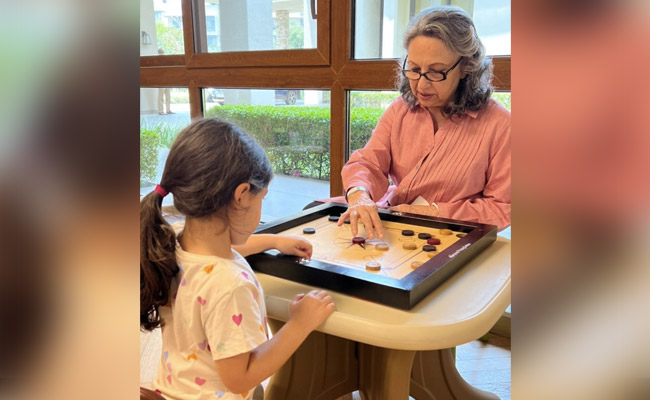 In Soha Ali Khan's Vacation Pics, Inaaya Enjoys A Game Of Carrom With Grandmom Sharmila Tagore