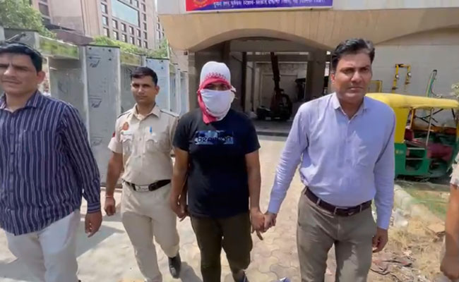 शादी का झांसा देकर 100 से ज्‍यादा लड़कियों को ठगने वाला युवक गिरफ्तार, BMW से घूमता था