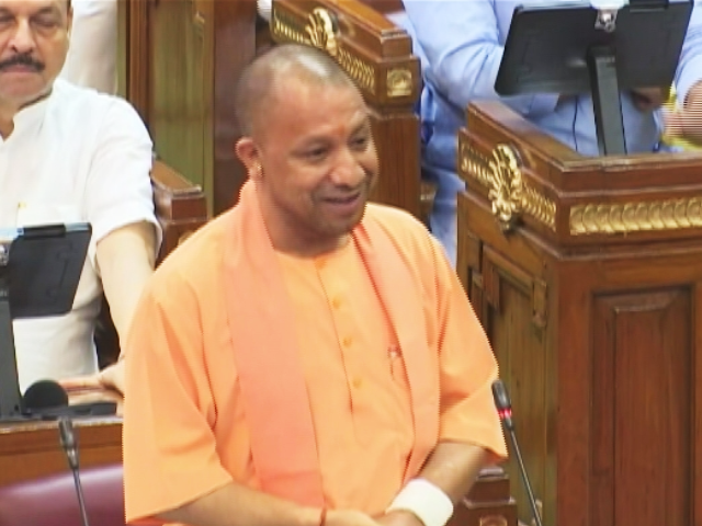 Akhilesh Yadav Says Was Mistook For Rahul Gandhi. Yogi Adityanath Reacts