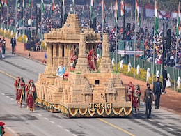 गणतंत्र दिवस परेड : कर्तव्य पथ पर दिखेंगी महिला सशक्तीकरण पर केंद्रित 26 झांकियां गणतंत्र दिवस परेड : कर्तव्य पथ पर दिखेंगी महिला सशक्तीकरण पर केंद्रित 26 झांकियां