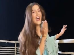 ईद की खुशी में सपना चौधरी ने घर की बालकनी में किया जोरदार डांस, फैन्स बोले- हमारा चांद तो आप हो...Video Viral  ईद की खुशी में सपना चौधरी ने घर की बालकनी में किया जोरदार डांस, फैन्स बोले- हमारा चांद तो आप हो...Video Viral