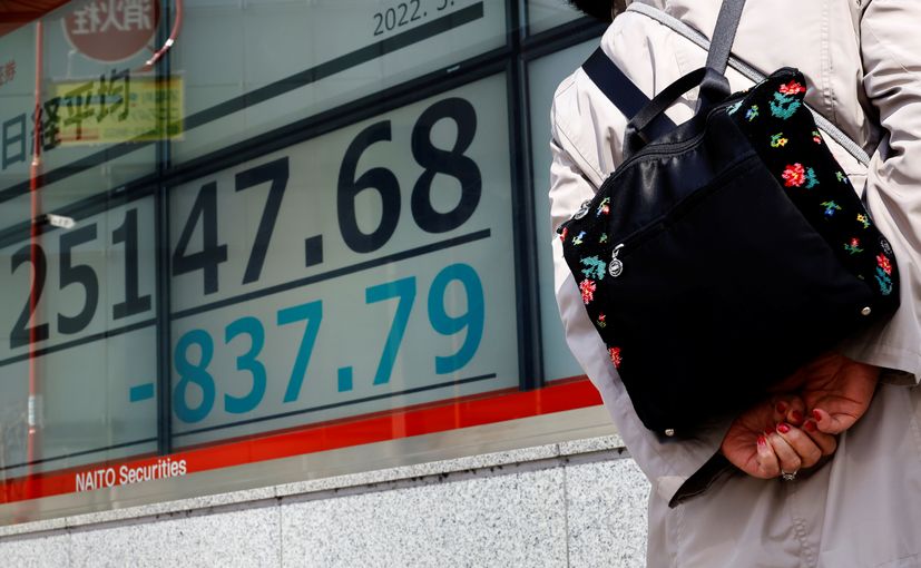 Equities Bounce Back While Yields, Oil Prices Drop