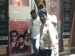 लाउडस्पीकर पर महाराष्ट्र पुलिस ऐक्शन में, 24 घंटे में 7 हजार को नोटिस, सैकड़ों मनसे कार्यकर्ता हिरासत में लाउडस्पीकर पर महाराष्ट्र पुलिस ऐक्शन में, 24 घंटे में 7 हजार को नोटिस, सैकड़ों मनसे कार्यकर्ता हिरासत में