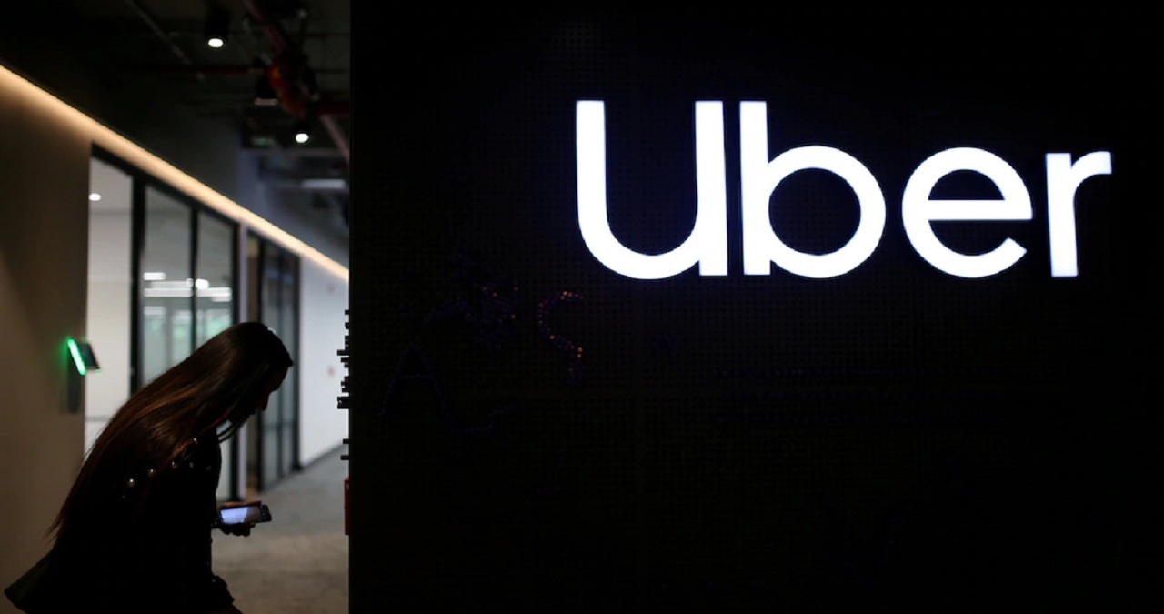 Uber Accused Of Increasing Prices When User's Phone Battery Is Low: Report