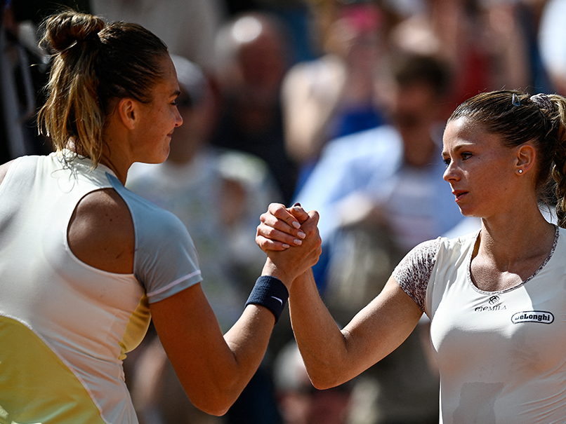 French Open 2022: Camila Giorgi's Dress Causes Umpire Concern