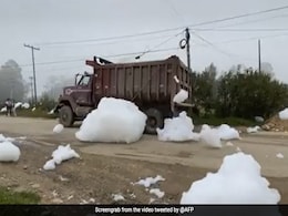 On Camera, Toxic Foam Clouds Float Through Streets Of Colombian Town Of Mosquera On Camera, Toxic Foam Clouds Float Through Streets Of Colombian Town Of Mosquera