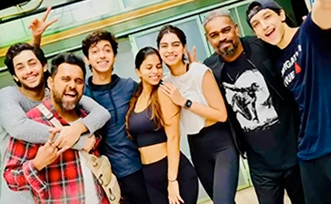<i>The Archies</i>: Suhana Khan, Khushi Kapoor And Agastya Nanda Happily Pose In This Unseen Pic From Their Dance Rehearsals