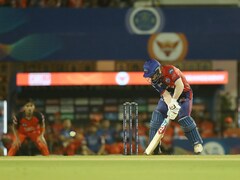 Watch: 'Right-Handed' David Warner Plays "Shot Of The Tournament" vs SRH
