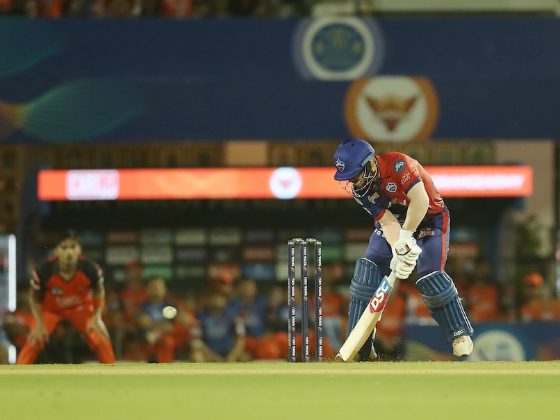 Watch: 'Right-Handed' David Warner Plays "Shot Of The Tournament" In IPL 2022 Match Against SRH