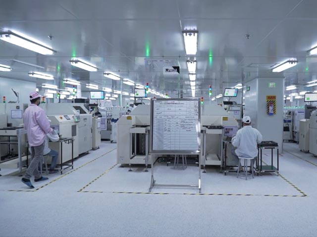 सेल गुरु : दिल्ली में टैक्नो की फैक्ट्री में सेलफोन बनने की पूरी जर्नी