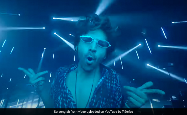 <i>Bhool Bhulaiyaa 2</i> Title Track: Kartik Aaryan Is The Life Of This Party