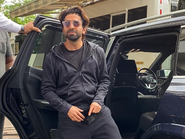 फिल्म 'अनेक' के प्रमोशन में व्यस्त हैं आयुष्मान खुराना