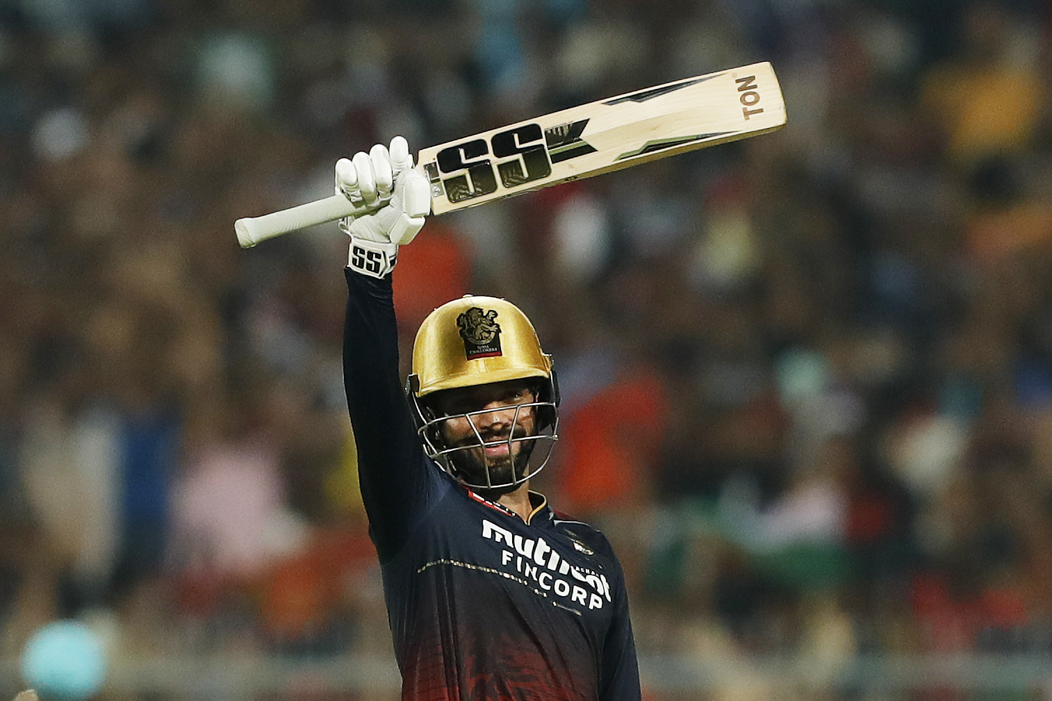 IPL 2025: Dhruv Jurel, Sri Lankan Pacer and Rajat Patidar Among Players to Receive Massive Hikes in IPL Salary 1 LSG vs RCB: Rajat Patidar Smashes Cracking Six To Reach Century In IPL 2022 Eliminator. Watch | Cricket News