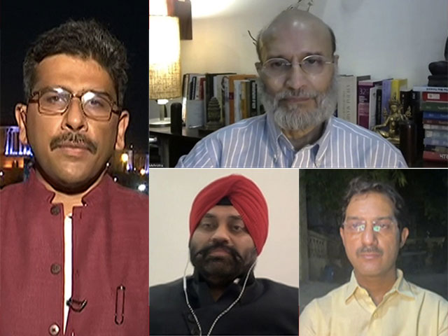 Political Face-Off Over The Rupee Fall