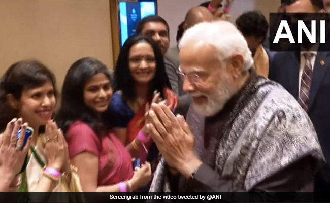 Watch: "<i>Vande Mataram</i>", "<i>Bharat Mata Ki Jai</i>" Chants For PM Modi In Berlin